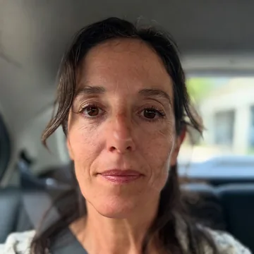 IMAGEN: cara de comprador 3 de 3 — prueba social del hero, se recorta en círculo